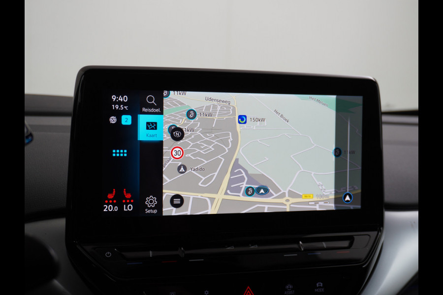 Volkswagen ID.4 First 77kWh SOH=90% Trekhaak Adap.Cruise Camera Pdc Android Auto Apple Carplay Stoelverwarming Navi Ecc Mirrorlink Privacy Glas Lmv Keyless DAB Origineel Nederlandse Auto 1.000KG Trekgewicht Volkswagen ID.4 First 77kWh SOH=90% Trekhaak Adap.Cruise Camera Pdc Android Auto Apple Carplay Stoelverwarming Navi Ecc Mirrorlink Privacy Glas Lmv Keyless DAB Origineel Nederlandse Auto 1.000KG Trekgewicht