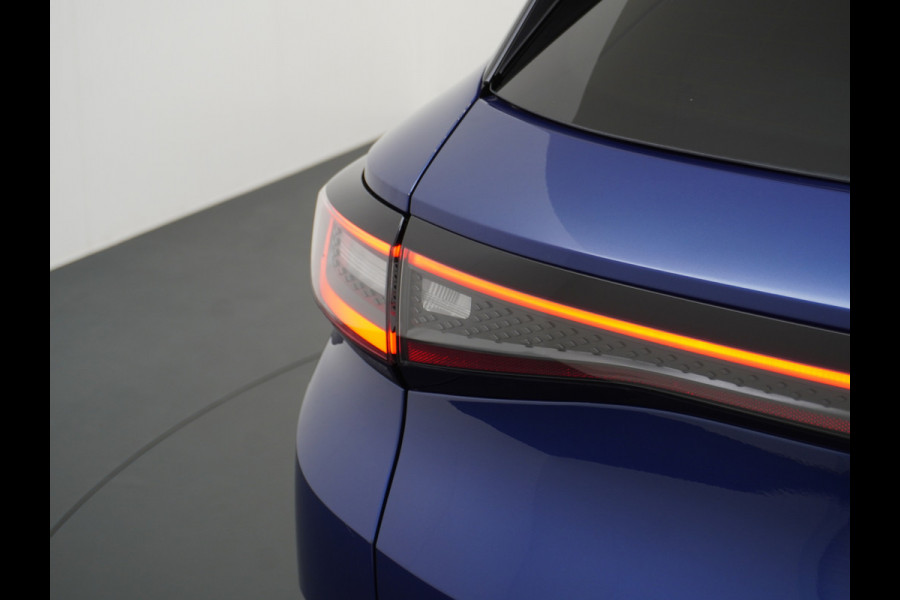 Volkswagen ID.4 First 77kWh SOH=90% Trekhaak Adap.Cruise Camera Pdc Android Auto Apple Carplay Stoelverwarming Navi Ecc Mirrorlink Privacy Glas Lmv Keyless DAB Origineel Nederlandse Auto 1.000KG Trekgewicht Volkswagen ID.4 First 77kWh SOH=90% Trekhaak Adap.Cruise Camera Pdc Android Auto Apple Carplay Stoelverwarming Navi Ecc Mirrorlink Privacy Glas Lmv Keyless DAB Origineel Nederlandse Auto 1.000KG Trekgewicht