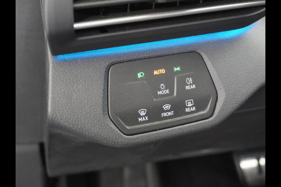 Volkswagen ID.4 First 77kWh SOH=90% Trekhaak Adap.Cruise Camera Pdc Android Auto Apple Carplay Stoelverwarming Navi Ecc Mirrorlink Privacy Glas Lmv Keyless DAB Origineel Nederlandse Auto 1.000KG Trekgewicht Volkswagen ID.4 First 77kWh SOH=90% Trekhaak Adap.Cruise Camera Pdc Android Auto Apple Carplay Stoelverwarming Navi Ecc Mirrorlink Privacy Glas Lmv Keyless DAB Origineel Nederlandse Auto 1.000KG Trekgewicht