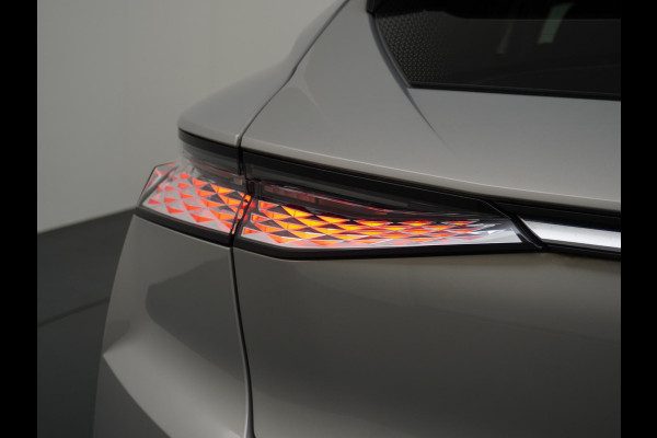 DS DS 4 1.2 PureTech Opéra 130PK PANO | STOEL VERWARMING + VERKOELING| 360 CAMERA | ELEK. ACHTERKLEP | FULL OPTION | RIJKLAAR GELEVERD MET FABRIEKSGARANTIE TOT 2-2026!