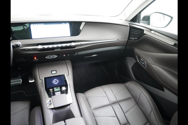 DS DS 4 1.2 PureTech Opéra 130PK PANO | STOEL VERWARMING + VERKOELING| 360 CAMERA | ELEK. ACHTERKLEP | FULL OPTION | RIJKLAAR GELEVERD MET FABRIEKSGARANTIE TOT 2-2026!