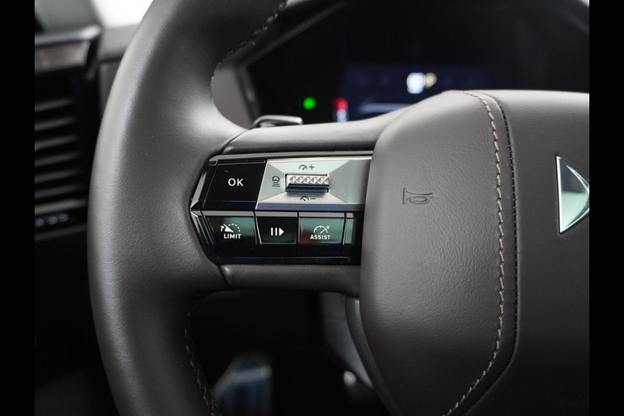 DS DS 4 1.2 PureTech Opéra 130PK PANO | STOEL VERWARMING + VERKOELING| 360 CAMERA | ELEK. ACHTERKLEP | FULL OPTION | RIJKLAAR GELEVERD MET FABRIEKSGARANTIE TOT 2-2026!