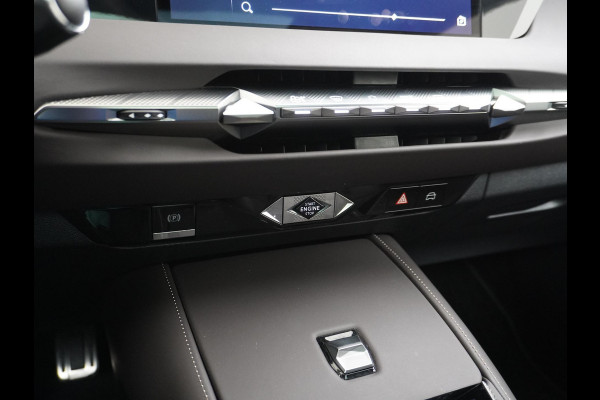 DS DS 4 1.2 PureTech Opéra 130PK PANO | STOEL VERWARMING + VERKOELING| 360 CAMERA | ELEK. ACHTERKLEP | FULL OPTION | RIJKLAAR GELEVERD MET FABRIEKSGARANTIE TOT 2-2026!