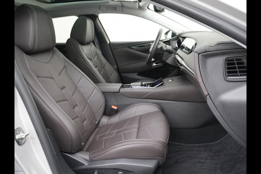 DS DS 4 1.2 PureTech Opéra 130PK PANO | STOEL VERWARMING + VERKOELING| 360 CAMERA | ELEK. ACHTERKLEP | FULL OPTION | RIJKLAAR GELEVERD MET FABRIEKSGARANTIE TOT 2-2026!