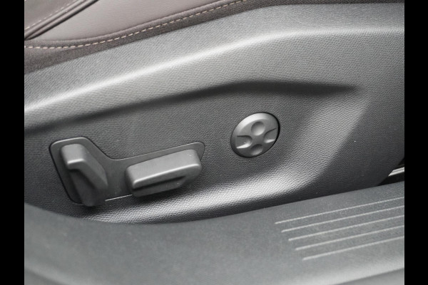 DS DS 4 1.2 PureTech Opéra 130PK PANO | STOEL VERWARMING + VERKOELING| 360 CAMERA | ELEK. ACHTERKLEP | FULL OPTION | RIJKLAAR GELEVERD MET FABRIEKSGARANTIE TOT 2-2026!