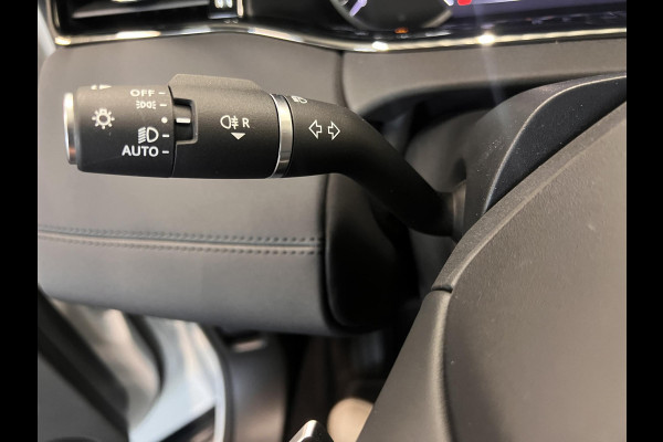 Land Rover Range Rover Evoque 1.5 P300e AWD R-Dynamic SE Panoramadak Navigatie Apple Carplay/Android Auto Camera Parkeersensoren Adaptive Cruise Control Dodehoek Assistent Elektrische achterklep Stoel- en stuurverwarming Memory stoelen Climate Control Ledverlichting