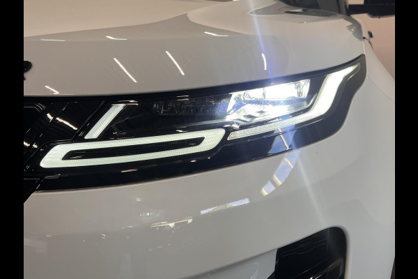 Land Rover Range Rover Evoque 1.5 P300e AWD R-Dynamic SE Panoramadak Navigatie Apple Carplay/Android Auto Camera Parkeersensoren Adaptive Cruise Control Dodehoek Assistent Elektrische achterklep Stoel- en stuurverwarming Memory stoelen Climate Control Ledverlichting