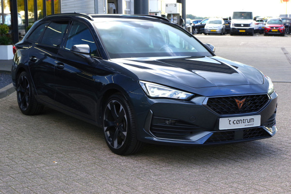 CUPRA Leon Sportstourer 1.4 e-Hybrid Essential 204 PK PHEV, Kuipstoelen, Winterpakket, LED, Groot-Navigatie