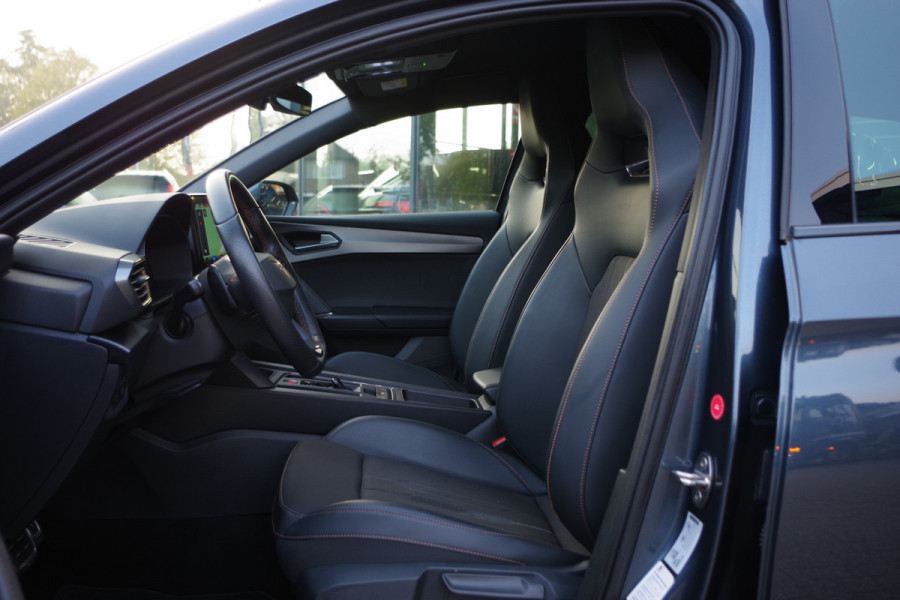 CUPRA Leon Sportstourer 1.4 e-Hybrid Essential 204 PK PHEV, Kuipstoelen, Winterpakket, LED, Groot-Navigatie