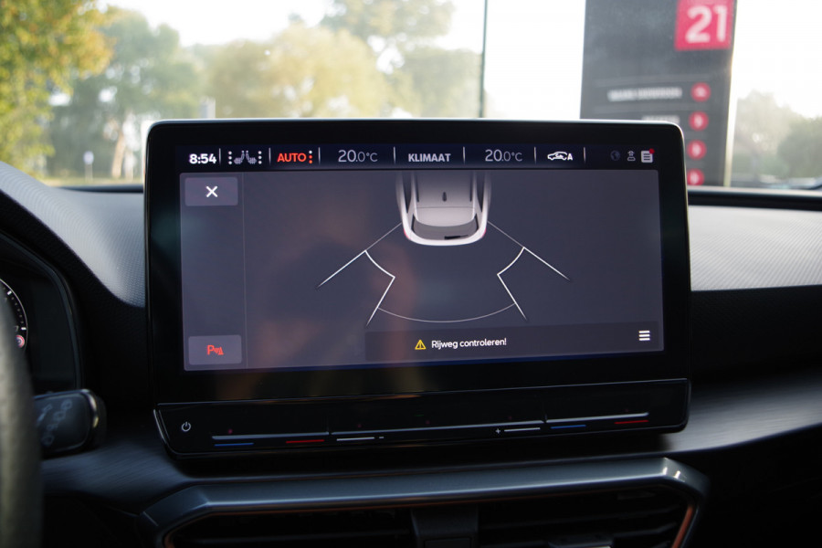 CUPRA Leon Sportstourer 1.4 e-Hybrid Essential 204 PK PHEV, Kuipstoelen, Winterpakket, LED, Groot-Navigatie