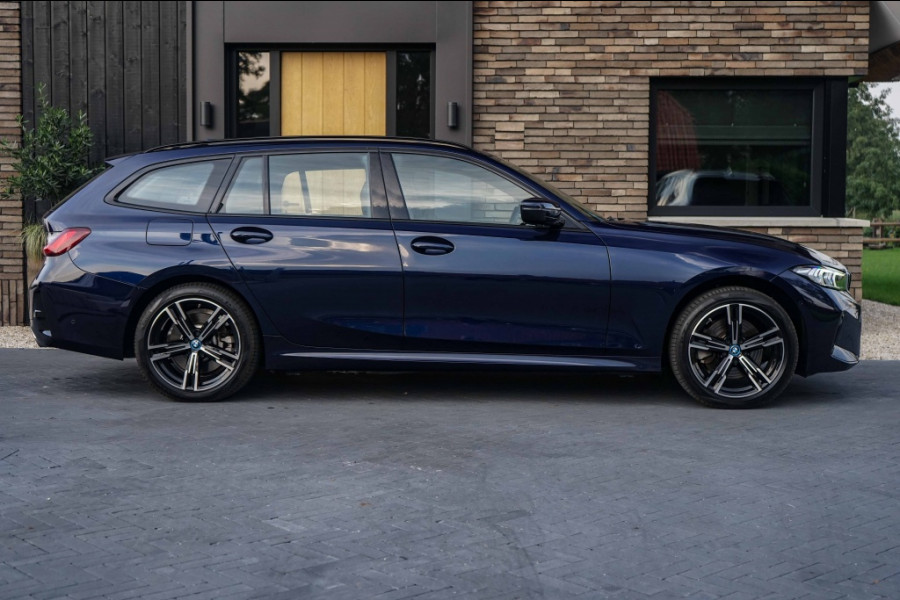 BMW 3 Serie Touring 330e xDrive M-Sport Individual
