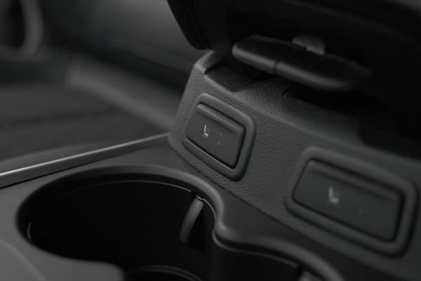 Renault Kadjar TCe 160 EDC Intens | Trekhaak | Camera | Dodehoekdetectie | Apple Carplay | Stoelverwarming Renault Kadjar TCe 160 EDC Intens | Trekhaak | Camera | Dodehoekdetectie | Apple Carplay | Stoelverwarming