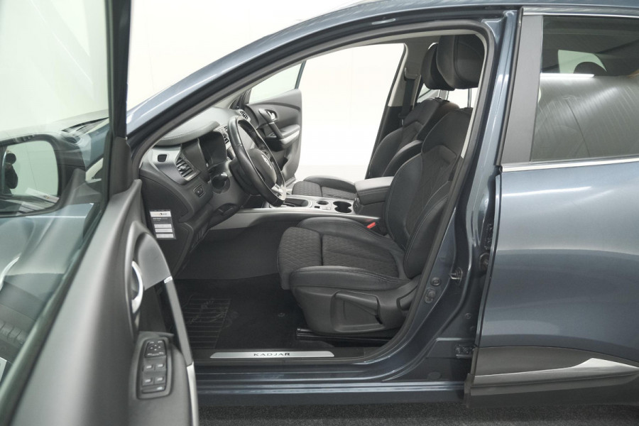 Renault Kadjar TCe 160 EDC Intens | Trekhaak | Camera | Dodehoekdetectie | Apple Carplay | Stoelverwarming Renault Kadjar TCe 160 EDC Intens | Trekhaak | Camera | Dodehoekdetectie | Apple Carplay | Stoelverwarming