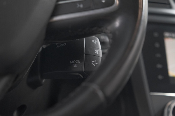 Renault Kadjar TCe 160 EDC Intens | Trekhaak | Camera | Dodehoekdetectie | Apple Carplay | Stoelverwarming Renault Kadjar TCe 160 EDC Intens | Trekhaak | Camera | Dodehoekdetectie | Apple Carplay | Stoelverwarming
