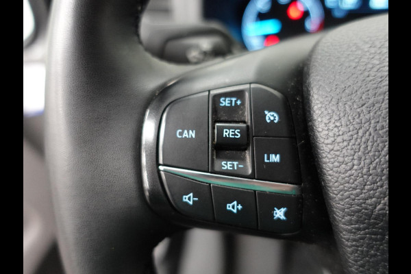 Ford Transit Custom 300 2.0 TDCI 130pk L2H1 Trend Automaat Airco Navigatie Cruisecontrol Camera Parkeersensoren Trekhaak Betimmering Ford Transit Custom 300 2.0 TDCI 130pk L2H1 Trend Automaat Airco Navigatie Cruisecontrol Camera Parkeersensoren Trekhaak Betimmering