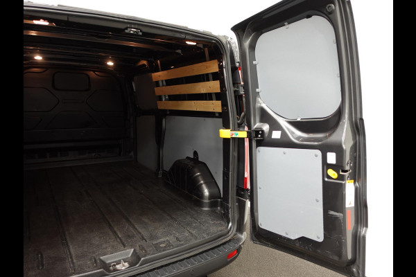 Ford Transit Custom 300 2.0 TDCI 130pk L2H1 Trend Automaat Airco Navigatie Cruisecontrol Camera Parkeersensoren Trekhaak Betimmering Ford Transit Custom 300 2.0 TDCI 130pk L2H1 Trend Automaat Airco Navigatie Cruisecontrol Camera Parkeersensoren Trekhaak Betimmering