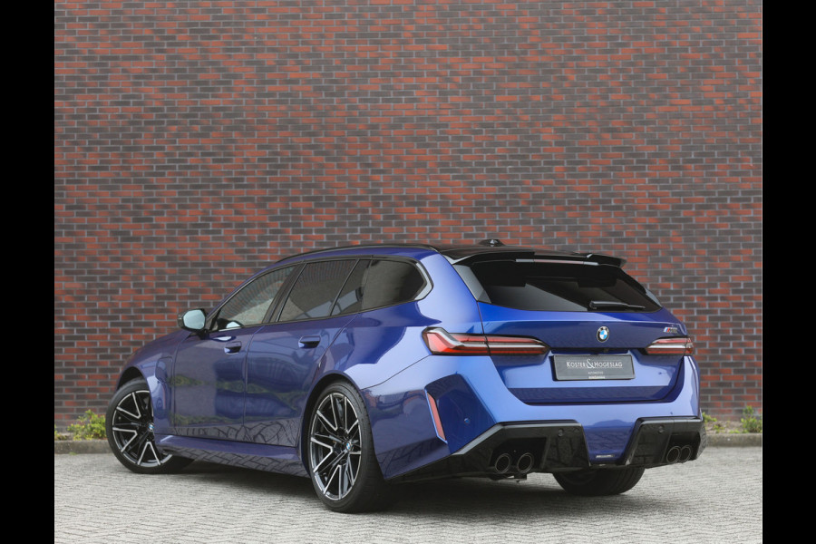 BMW M5 Touring | Marina Bay Blue - Keramisch - Pano - Trekhaak
