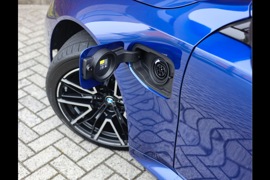 BMW M5 Touring | Marina Bay Blue - Keramisch - Pano - Trekhaak
