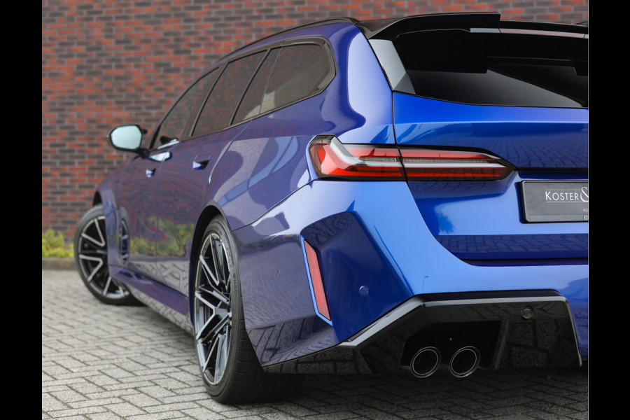 BMW M5 Touring | Marina Bay Blue - Keramisch - Pano - Trekhaak