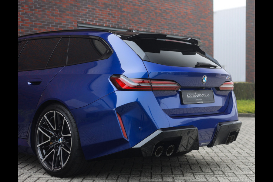 BMW M5 Touring | Marina Bay Blue - Keramisch - Pano - Trekhaak