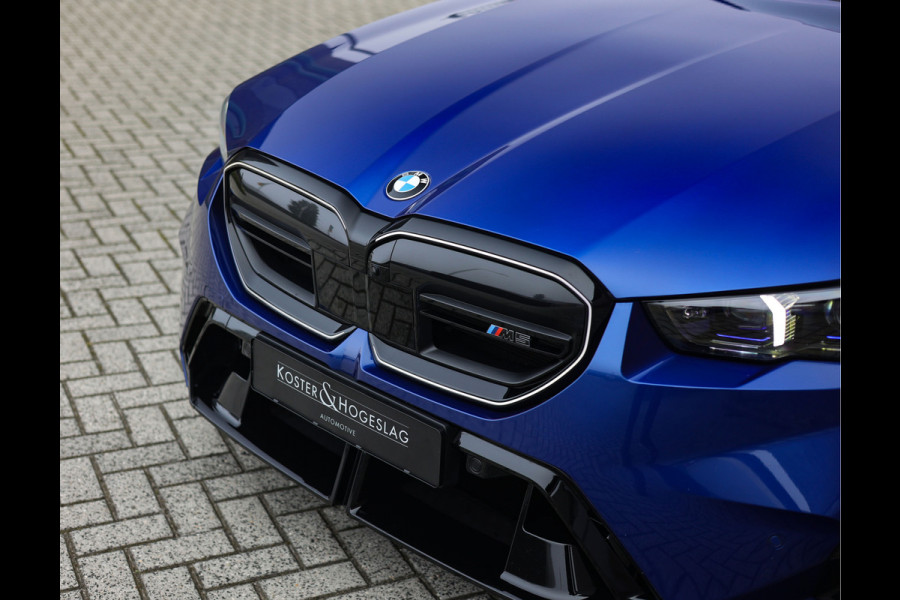 BMW M5 Touring | Marina Bay Blue - Keramisch - Pano - Trekhaak