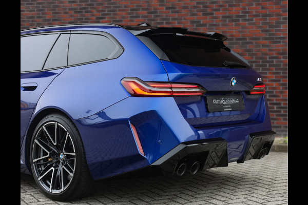 BMW M5 Touring | Marina Bay Blue - Keramisch - Pano - Trekhaak