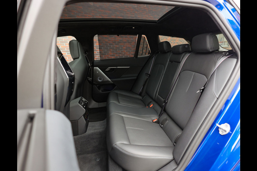 BMW M5 Touring | Marina Bay Blue - Keramisch - Pano - Trekhaak