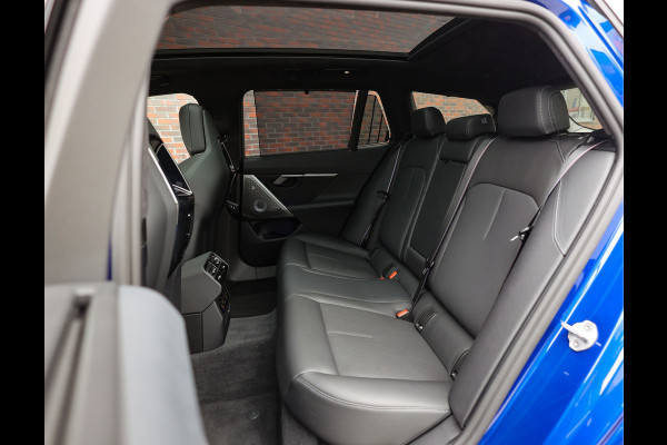 BMW M5 Touring | Marina Bay Blue - Keramisch - Pano - Trekhaak