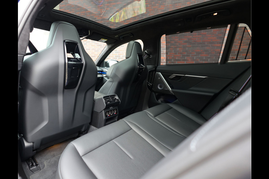 BMW M5 Touring | Marina Bay Blue - Keramisch - Pano - Trekhaak
