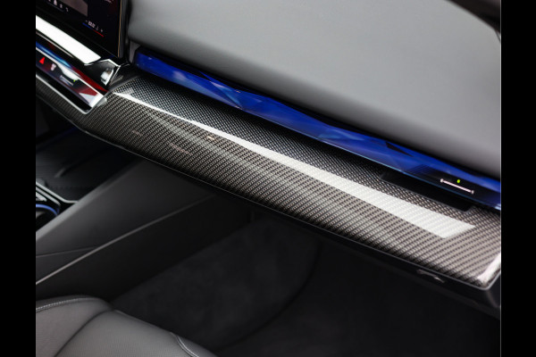BMW M5 Touring | Marina Bay Blue - Keramisch - Pano - Trekhaak