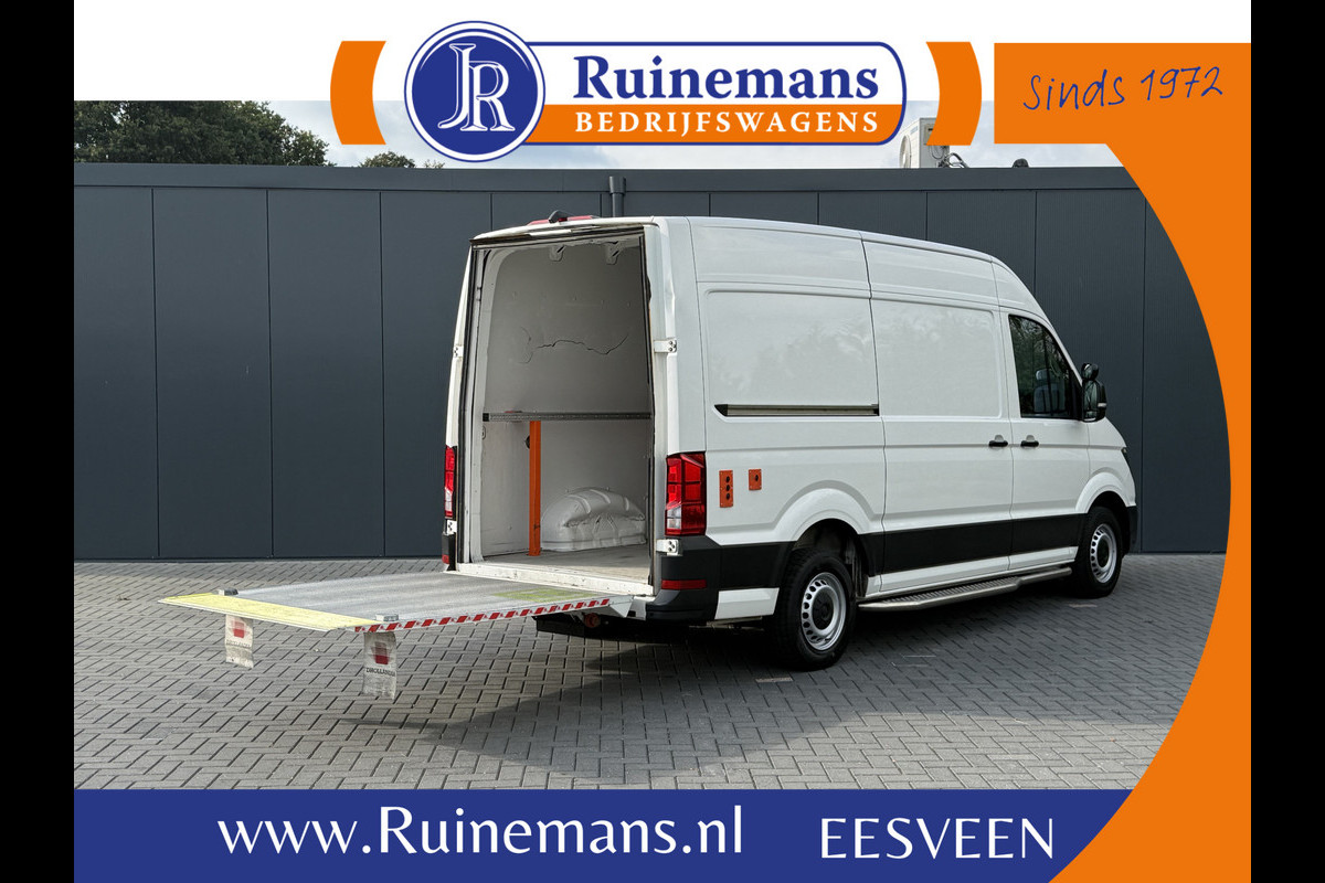 Volkswagen Crafter 35 2.0 TDI 141 PK / L3H3 / DHOLLANDIA HYDR. LAADKLEP / AUTOMAAT / AIRCO / CRUISE / CAMERA Volkswagen Crafter 35 2.0 TDI 141 PK / L3H3 / DHOLLANDIA HYDR. LAADKLEP / AUTOMAAT / AIRCO / CRUISE / CAMERA