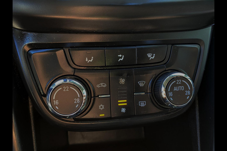 Opel Zafira 1.4 T Tourer Business Executive 7p. - Automaat I Navigatie I Airco I Sport velgen I PDC I Dealer onderhouden