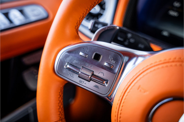 Mercedes-Benz G-Klasse G63 - Brabus 800 | 24 inch | Sterrenhemel | Panorama | Burmester | Carbon Mercedes-Benz G-Klasse G63 - Brabus 800 | 24 inch | Sterrenhemel | Panorama | Burmester | Carbon
