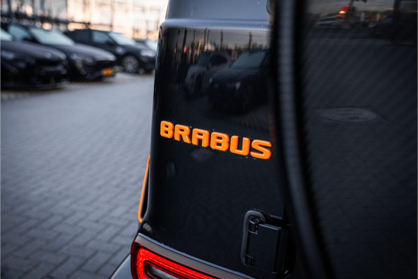 Mercedes-Benz G-Klasse G63 - Brabus 800 | 24 inch | Sterrenhemel | Panorama | Burmester | Carbon Mercedes-Benz G-Klasse G63 - Brabus 800 | 24 inch | Sterrenhemel | Panorama | Burmester | Carbon