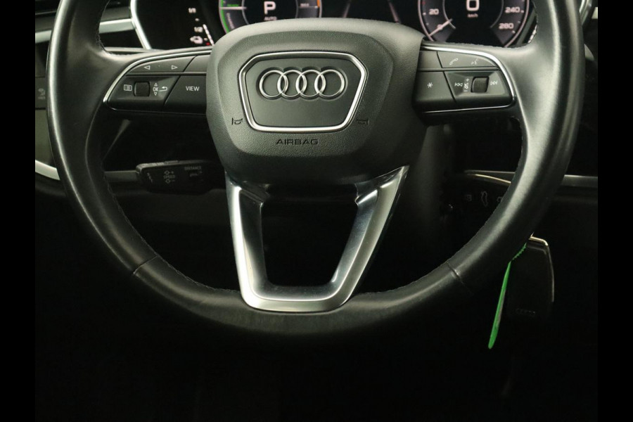 Audi Q3 45 TFSI e S edition | Stoelverwarming | Adaptive cruise | Virtual Cockpit | Half leder | Camera | Carplay | Sportstoelen | Navigatie | Full LED | PHEV | Plug In Audi Q3 45 TFSI e S edition | Stoelverwarming | Adaptive cruise | Virtual Cockpit | Half leder | Camera | Carplay | Sportstoelen | Navigatie | Full LED | PHEV | Plug In