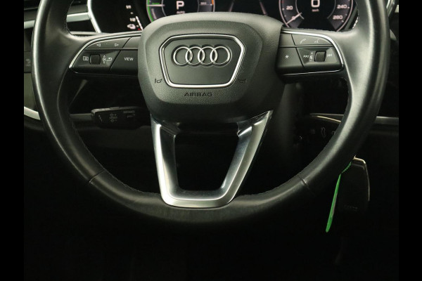 Audi Q3 45 TFSI e S edition | Stoelverwarming | Adaptive cruise | Virtual Cockpit | Half leder | Camera | Carplay | Sportstoelen | Navigatie | Full LED | PHEV | Plug In Audi Q3 45 TFSI e S edition | Stoelverwarming | Adaptive cruise | Virtual Cockpit | Half leder | Camera | Carplay | Sportstoelen | Navigatie | Full LED | PHEV | Plug In