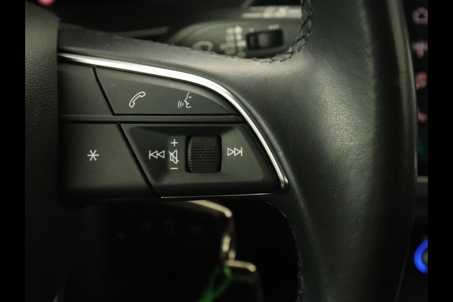 Audi Q3 45 TFSI e S edition | Stoelverwarming | Adaptive cruise | Virtual Cockpit | Half leder | Camera | Carplay | Sportstoelen | Navigatie | Full LED | PHEV | Plug In Audi Q3 45 TFSI e S edition | Stoelverwarming | Adaptive cruise | Virtual Cockpit | Half leder | Camera | Carplay | Sportstoelen | Navigatie | Full LED | PHEV | Plug In