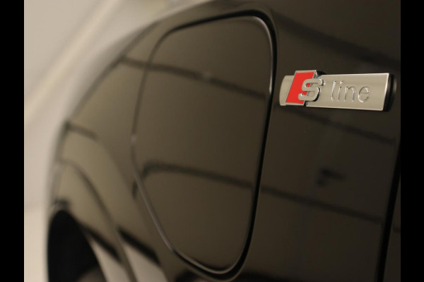 Audi Q3 45 TFSI e S edition | Stoelverwarming | Adaptive cruise | Virtual Cockpit | Half leder | Camera | Carplay | Sportstoelen | Navigatie | Full LED | PHEV | Plug In Audi Q3 45 TFSI e S edition | Stoelverwarming | Adaptive cruise | Virtual Cockpit | Half leder | Camera | Carplay | Sportstoelen | Navigatie | Full LED | PHEV | Plug In