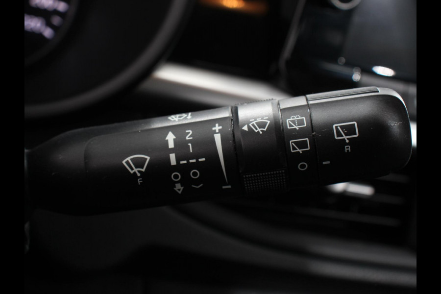 Kia Picanto 1.0 DPi Automaat DynamicLine | Navigatie | Apple Carplay/Android Auto | Airco | Camera | DAB | Lichtmetalen velgen | Bluetooth