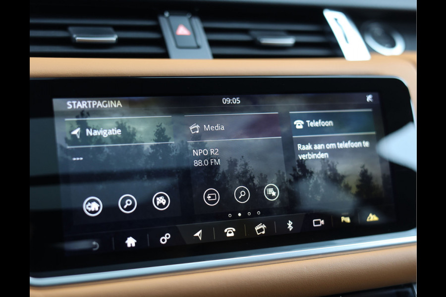 Land Rover Range Rover Sport D250 HSE | Pano - Stoelverwarming - Camera Land Rover Range Rover Sport D250 HSE | Pano - Stoelverwarming - Camera
