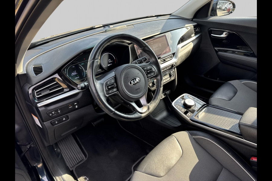 Kia e-Niro DynamicLine 64 kWh KEURIGE AUTO // Kia e-Niro DynamicLine 64 kWh KEURIGE AUTO //