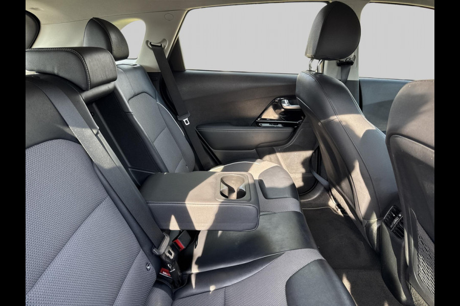 Kia e-Niro DynamicLine 64 kWh KEURIGE AUTO // Kia e-Niro DynamicLine 64 kWh KEURIGE AUTO //