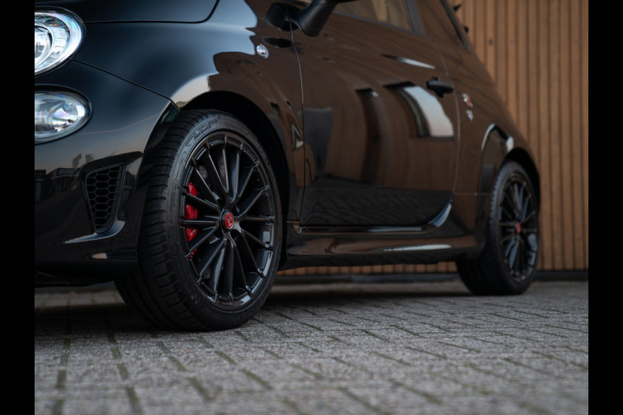 Abarth 595 C Competizione | Xenon | Sabelt stoelen | Rally velgen Abarth 595 C Competizione | Xenon | Sabelt stoelen | Rally velgen