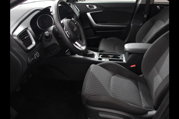 Kia Ceed Sportswagon 1.0 T-GDi Prestige | Navigatie | Apple Carplay/Android Auto | Climate Control | Cruise Control | Lane Assist | Stoel/Stuurverwarming | Privacy Glass | Camera