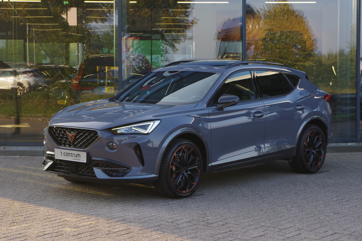 CUPRA Formentor 1.4 e-Hybrid VZ Tribe Edition 245 PK PHEV, Panoramadak, BREMBO Remmen, Leder, Memory, Adap. Cruis Control, Camera CUPRA Formentor 1.4 e-Hybrid VZ Tribe Edition 245 PK PHEV, Panoramadak, BREMBO Remmen, Leder, Memory, Adap. Cruis Control, Camera