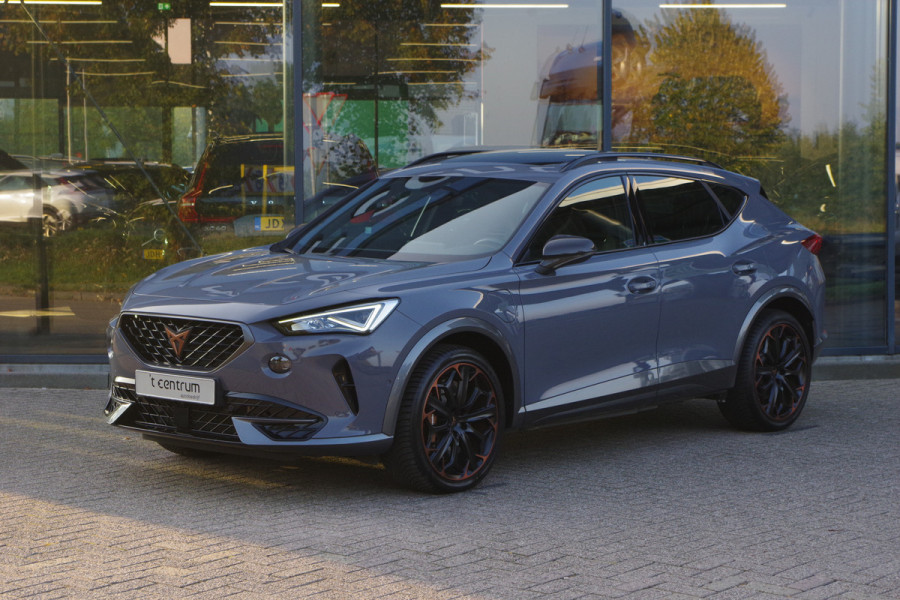 CUPRA Formentor 1.4 e-Hybrid VZ Tribe Edition 245 PK PHEV, Panoramadak, BREMBO Remmen, Leder, Memory, Adap. Cruis Control, Camera