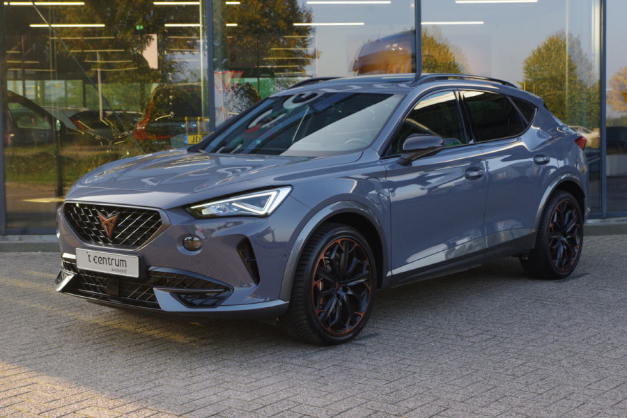 CUPRA Formentor 1.4 e-Hybrid VZ Tribe Edition 245 PK PHEV, Panoramadak, BREMBO Remmen, Leder, Memory, Adap. Cruis Control, Camera