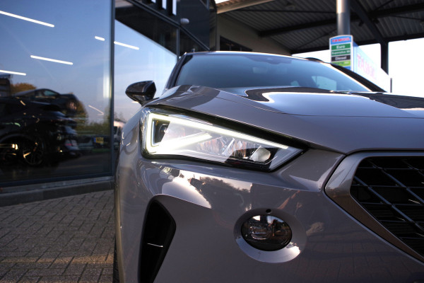 CUPRA Formentor 1.4 e-Hybrid VZ Tribe Edition 245 PK PHEV, Panoramadak, BREMBO Remmen, Leder, Memory, Adap. Cruis Control, Camera