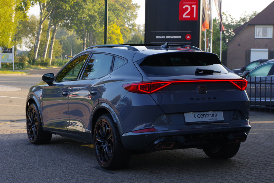CUPRA Formentor 1.4 e-Hybrid VZ Tribe Edition 245 PK PHEV, Panoramadak, BREMBO Remmen, Leder, Memory, Adap. Cruis Control, Camera