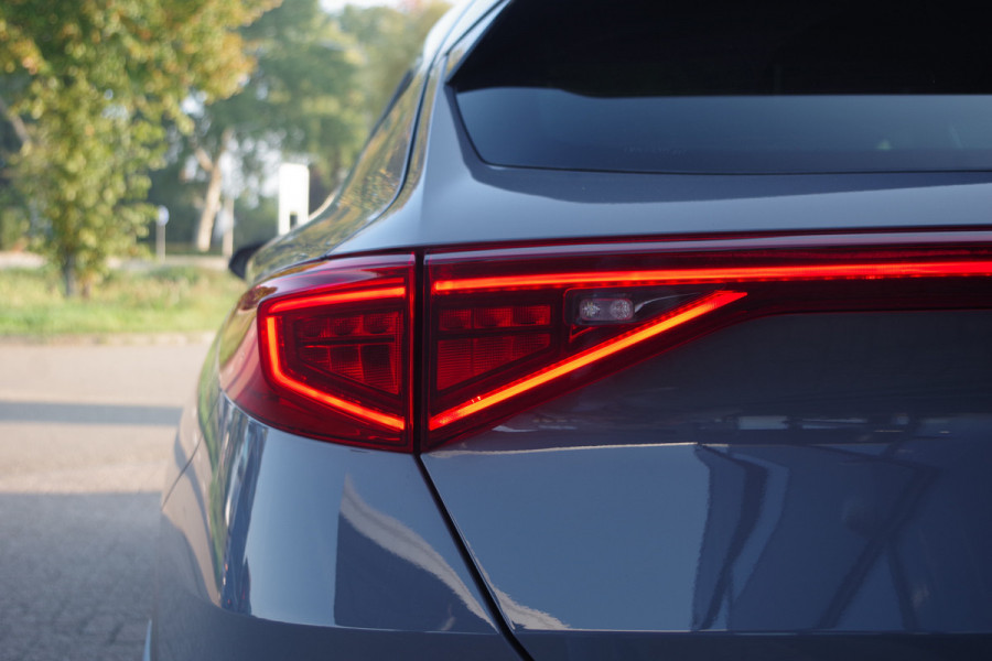 CUPRA Formentor 1.4 e-Hybrid VZ Tribe Edition 245 PK PHEV, Panoramadak, BREMBO Remmen, Leder, Memory, Adap. Cruis Control, Camera